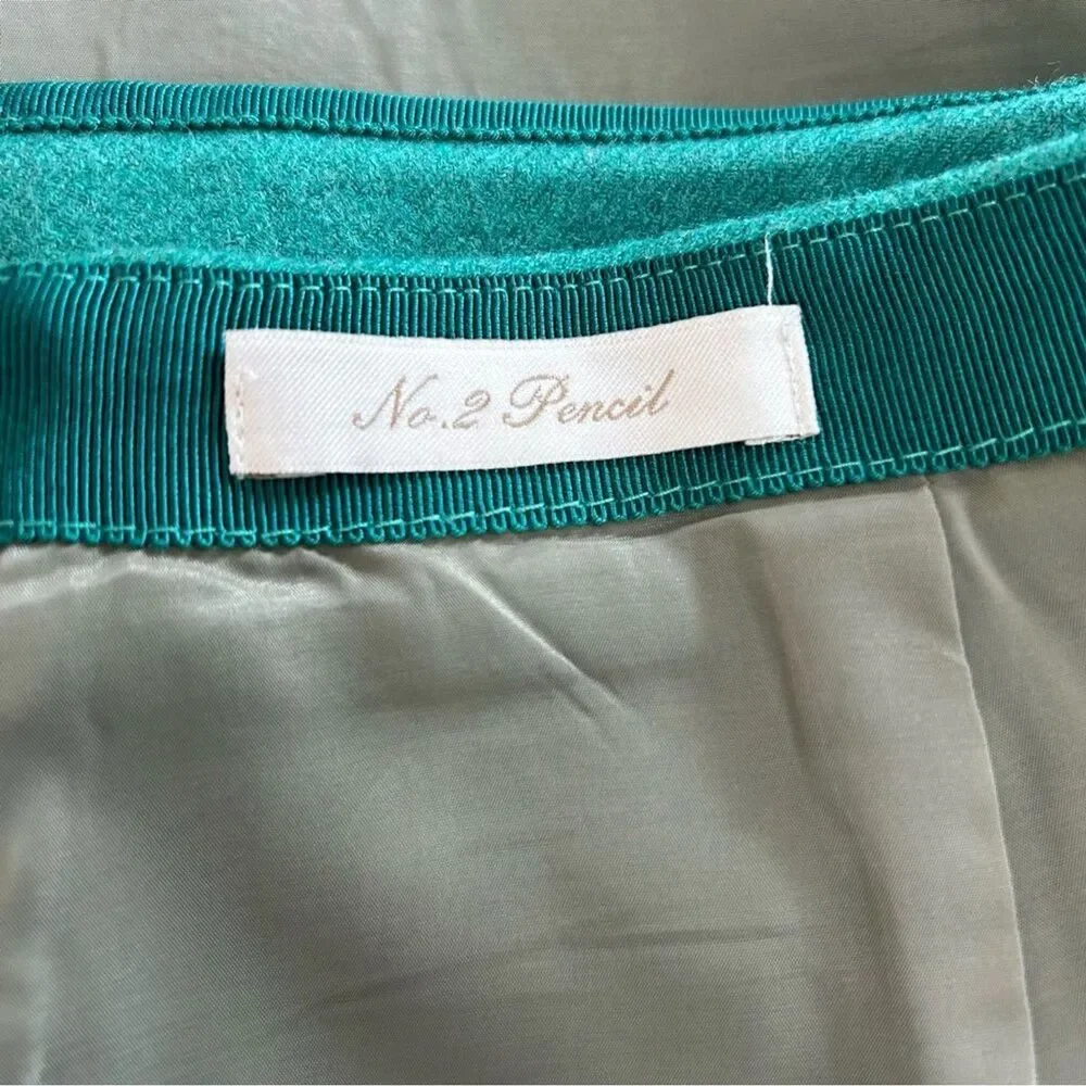J. CREW Petites Wool Skirt Size 0 Green 100% Wool No.2 Pencil Skirt Knee Length